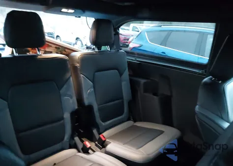 2023 Ford Bronco Black Diamond z USA, uszkodzony, nr VIN 1FMDE5AP2PLB70912